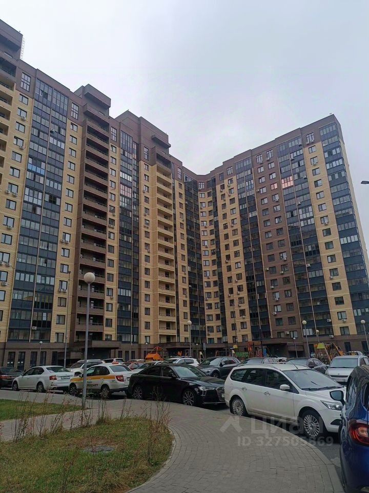 Продажа 1-комн квартиры на вторичном рынке Электросталь, улица Захарченко, 12