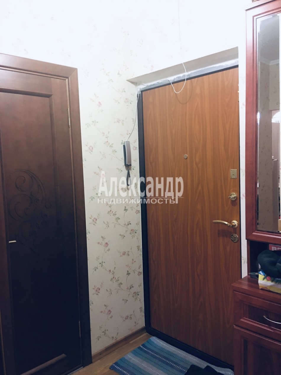 Продажа 1-комн квартиры на вторичном рынке Латышских Стрелков ул. ,  д. 15,  к. 2