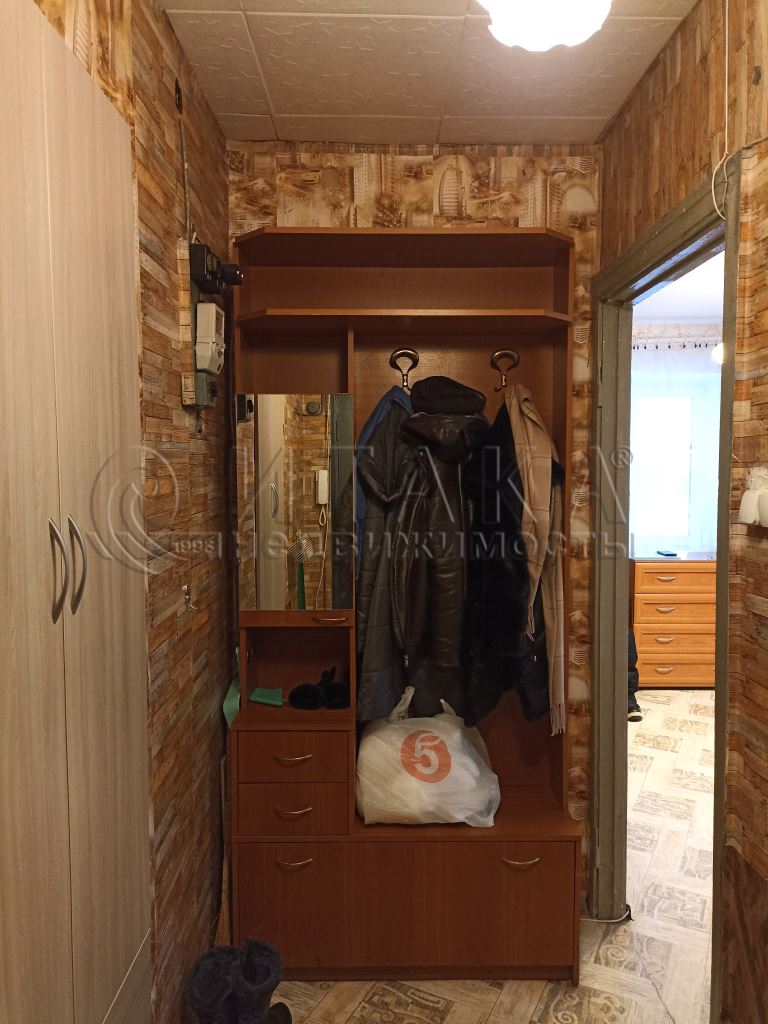 Продажа 1-комн квартиры на вторичном рынке Приозерск, Калинина,  д. 13