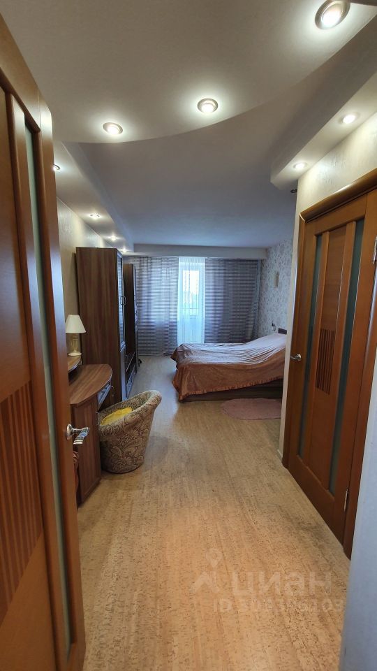 Продажа 3-комн квартиры на вторичном рынке Шлиссельбургский проспект, 49