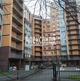 Продажа 3-комн квартиры на вторичном рынке улица Седова,  д. 42 к2