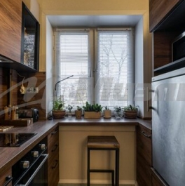 Продажа 1-комн квартиры на вторичном рынке улица Седова,  д. 10 к2