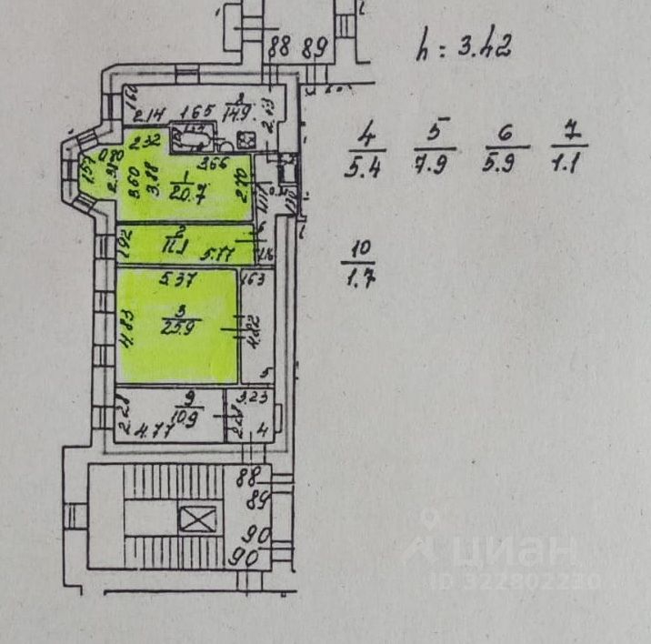 Продажа 4-комн квартиры на вторичном рынке Старорусская улица, 5/3