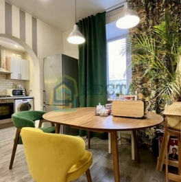 Продажа 3-комн квартиры на вторичном рынке Московский пр-кт,  д. 130
