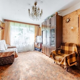 Продажа 2-комн квартиры на вторичном рынке Космонавтов пр-кт,  д. 19,  к. 2