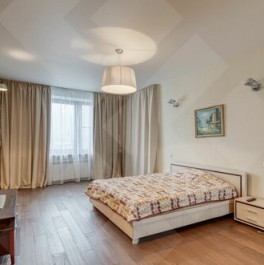 Продажа 4-комн квартиры на вторичном рынке Вернадского пр-кт,  д. 92 к1