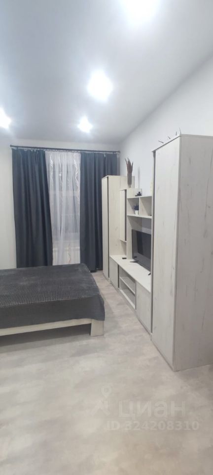 Аренда 2-комн квартиры на вторичном рынке Республиканская улица, 14