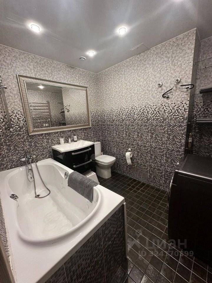 Аренда 1-комн квартиры на вторичном рынке Мурино, площадь Привокзальная, 3к4