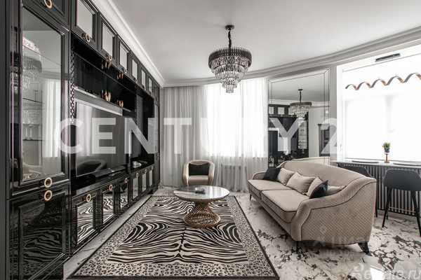 Продажа 5-комн квартиры на вторичном рынке Аптекарская наб,  д. 6