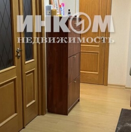 Продажа 2-комн квартиры на вторичном рынке Авиаторов, ул Третьяка,  д. 5/11