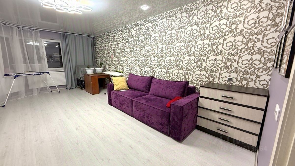 Продажа 2-комн квартиры на вторичном рынке Глухарская улица, 27к1