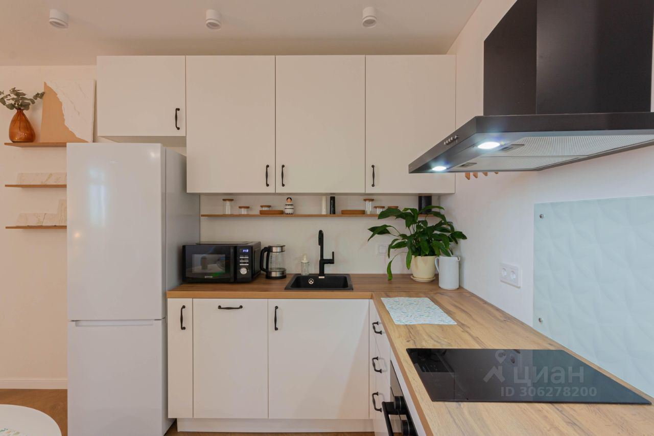 Аренда 2-комн квартиры на вторичном рынке Днепропетровская улица, 7