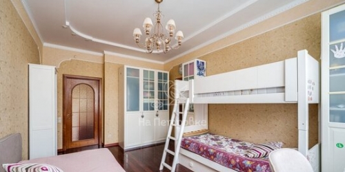 3-комн квартира ул Викторенко,  д. 4,  к. 1