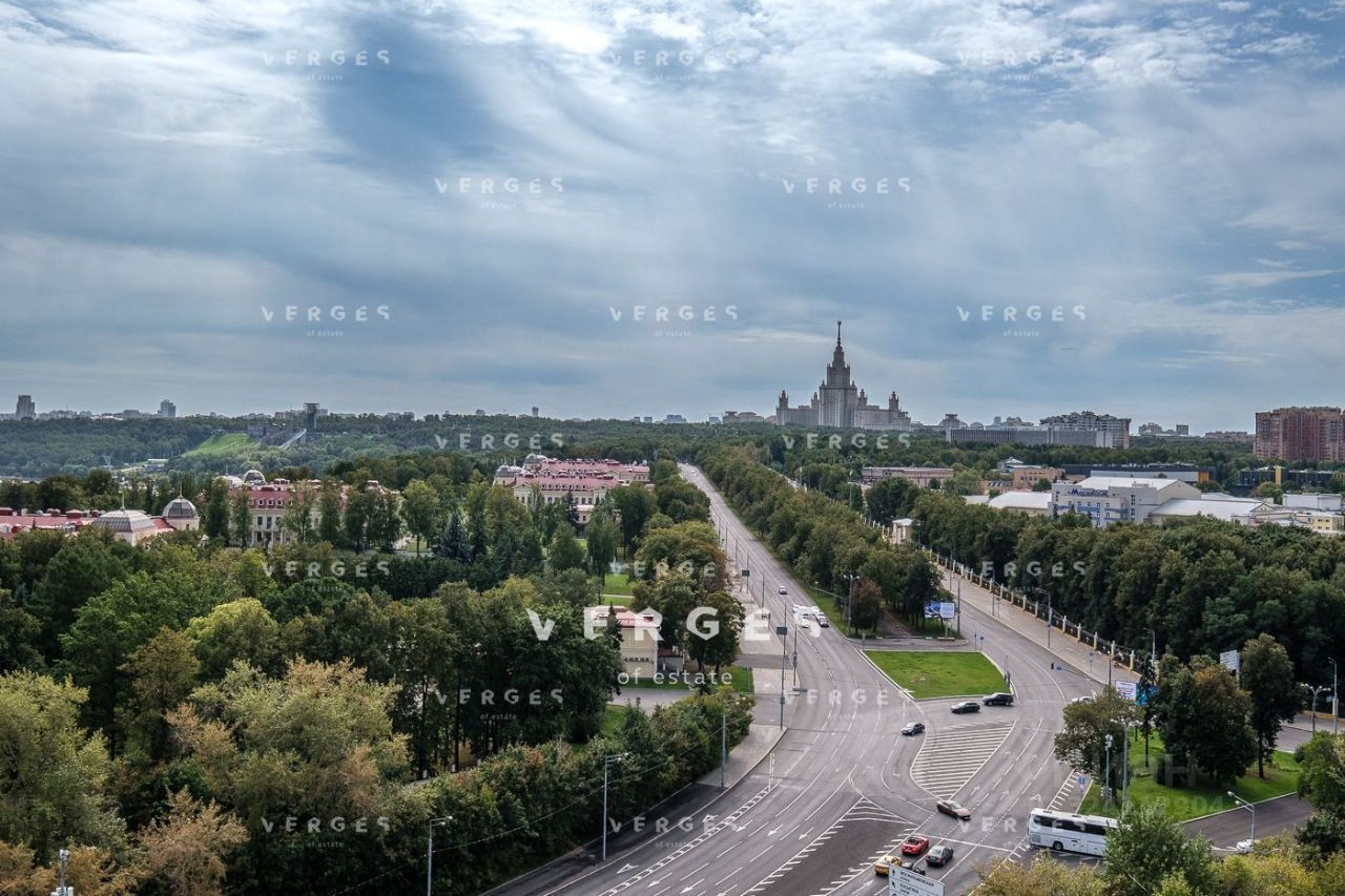 Продажа 5-комн квартиры на вторичном рынке Воробьевское шоссе, 4