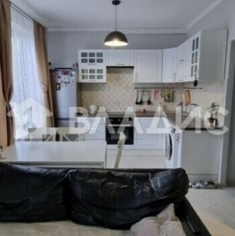 Продажа 1-комн квартиры на вторичном рынке Красногорск, Сходненская улица,  д. 17