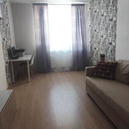 Продажа 2-комн квартиры на вторичном рынке Кудрово, ул Английская,  д. 3,  к. 7