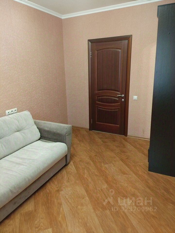 Аренда 2-комн квартиры на вторичном рынке Городецкая улица, 8К1