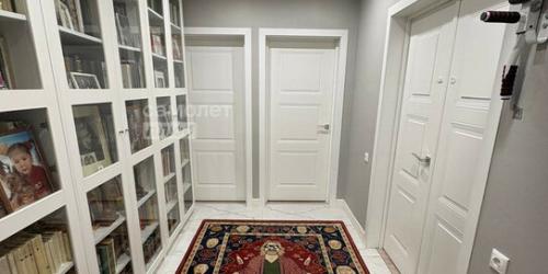 3-комн квартира ул Авиаторов,  д. 4