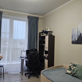 Продажа 2-комн квартиры на вторичном рынке Радужная улица,  д. 5