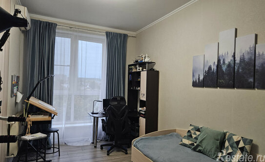 Продажа 2-комн квартиры на вторичном рынке Радужная улица,  д. 5