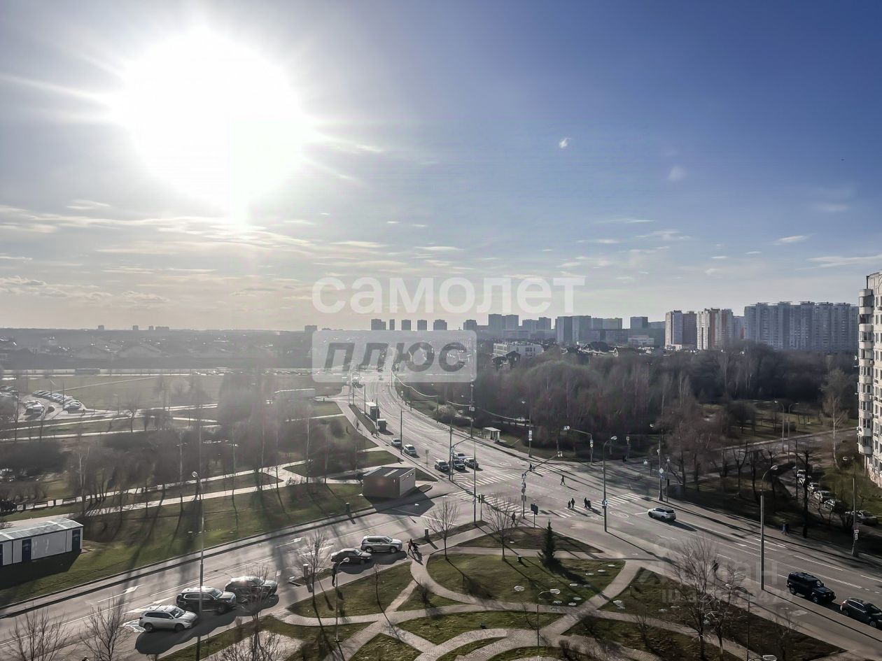 Продажа 3-комн квартиры на вторичном рынке улица Адмирала Лазарева, 63к3