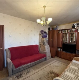 Продажа 3-комн квартиры на вторичном рынке Колпино г, Ижорского Батальона ул,  д. 7