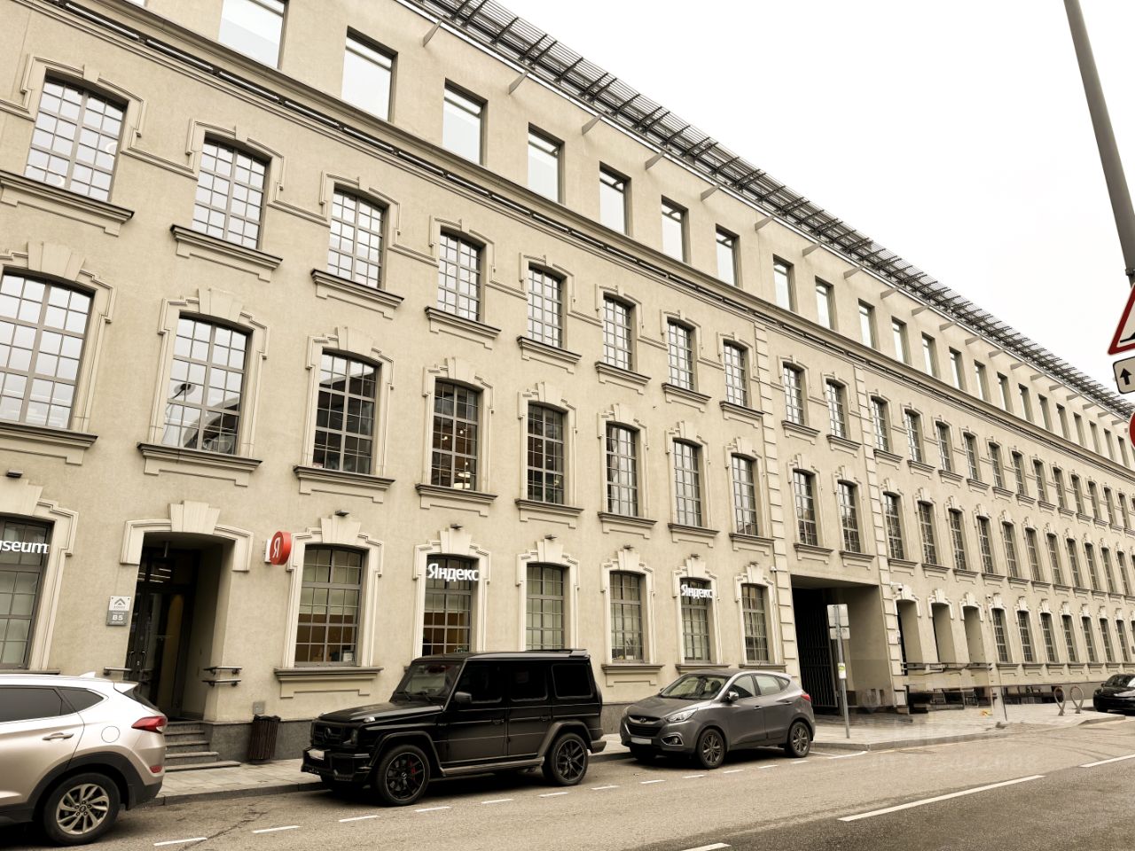 Продажа студии Садовническая улица, 77С2