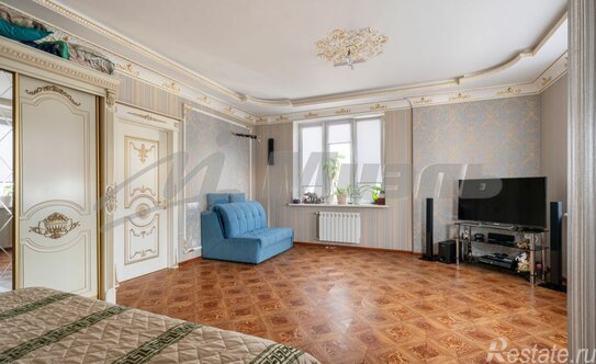 Продажа 4-комн квартиры на вторичном рынке Реутов, Комсомольская улица,  д. 21 к1