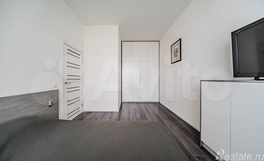 Продажа 1-комн квартиры на вторичном рынке Мурино г, Ручьевский пр-кт,  д. 17 к1