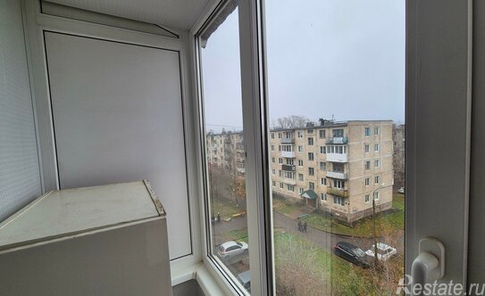 Продажа 2-комн квартиры на вторичном рынке Бокситогорский район, , Пикалево, мкр 6-й,  д. 24