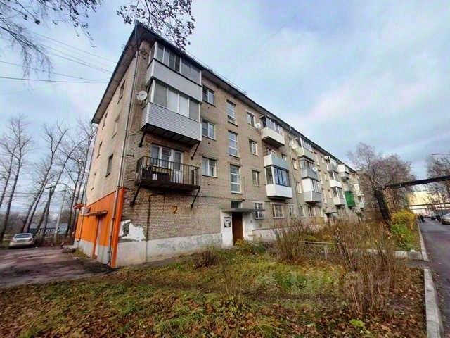 Продажа 2-комн квартиры на вторичном рынке пос. Новые Дома, 2