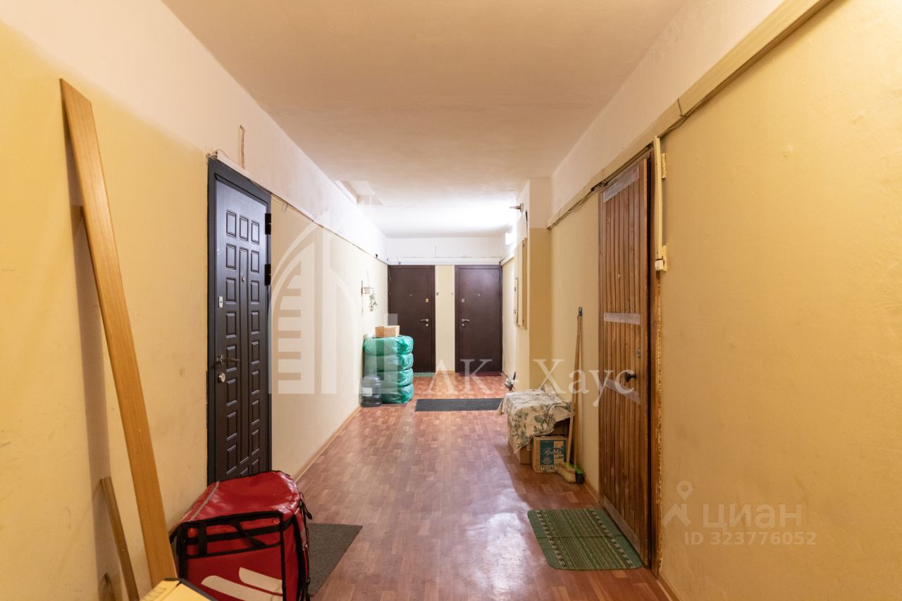 Продажа 2-комн квартиры на вторичном рынке Ленская улица, 3К2