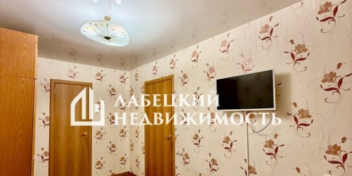 2-комн квартира улица Ленсовета,  д. 9