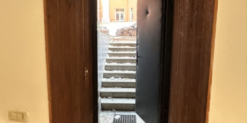 Помещение свободного назначения Трёхпрудный переулок,  д. 8