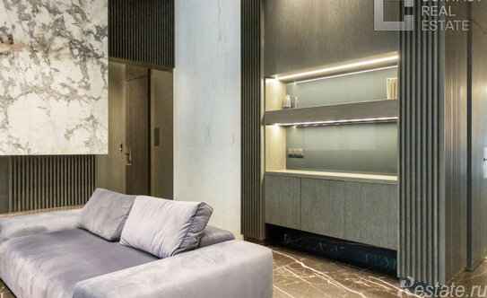 Продажа 3-комн квартиры на вторичном рынке Ямского Поля 1-я ул,  д. 1 к1