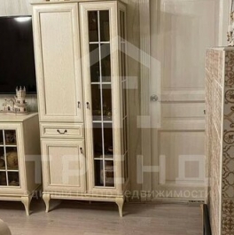 Продажа 4-комн квартиры на вторичном рынке Пионерская улица,  д. 11