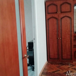 Продажа 3-комн квартиры на вторичном рынке Новаторов б-р,  д. 1