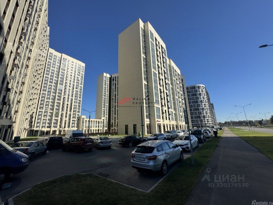 Продажа торгового помещения Николая Озерова ул,  д. 2 к2