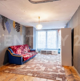 Продажа 1-комн квартиры на вторичном рынке улица Кораблестроителей,  д. 42 к1