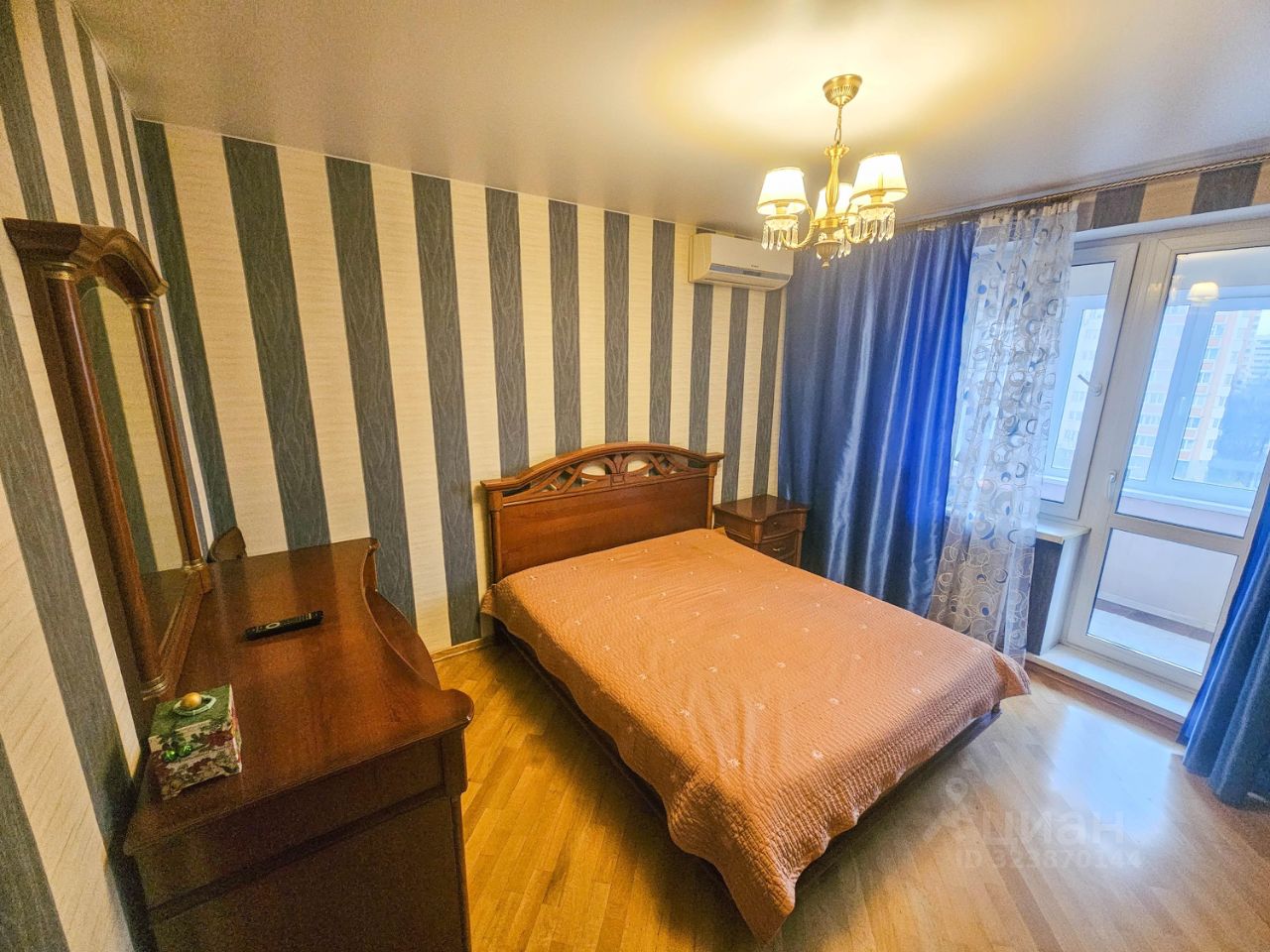 Аренда 2-комн квартиры на вторичном рынке Симферопольский бульвар, 24К2