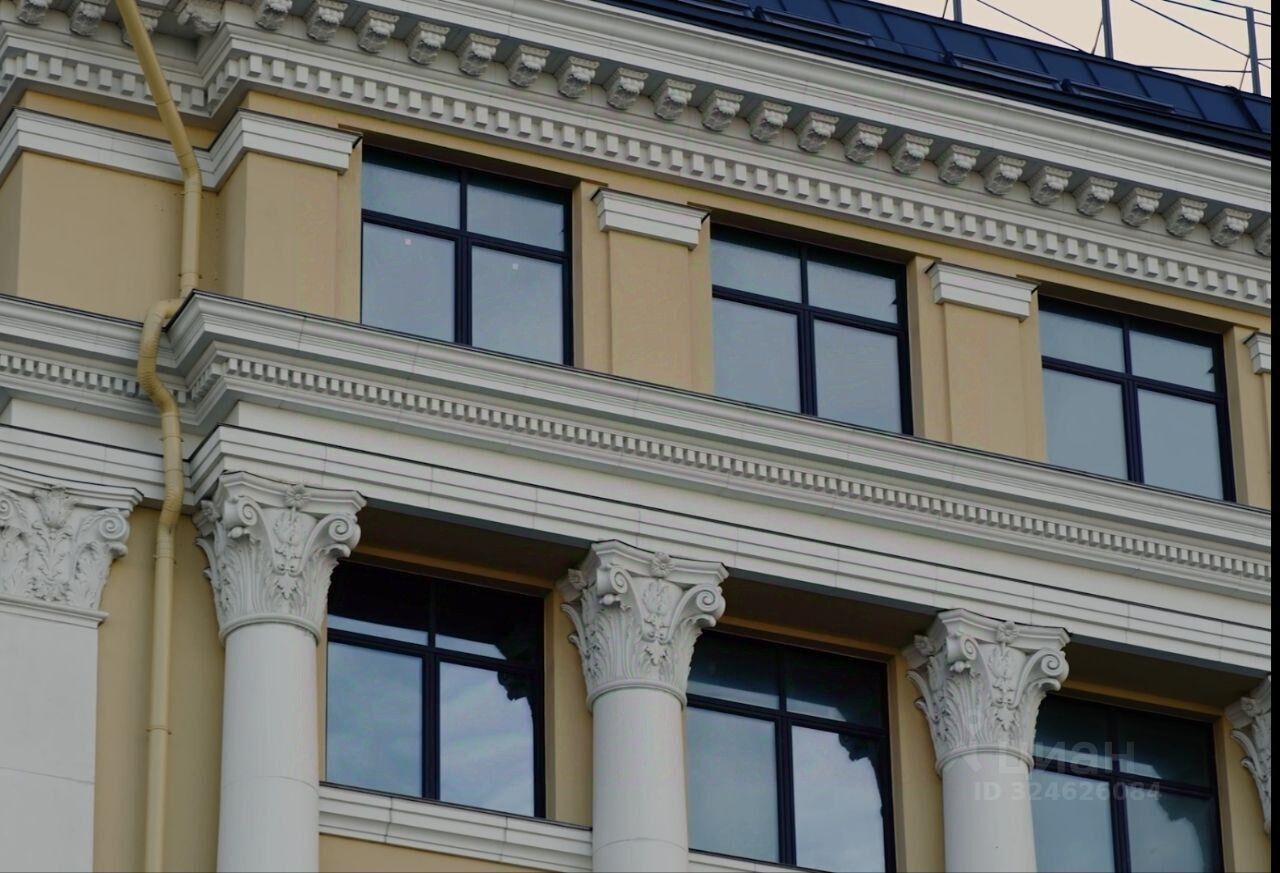 Продажа 3-комн квартиры на вторичном рынке набережная Воскресенская, 32