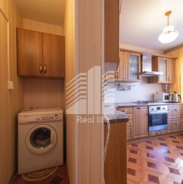 Продажа 3-комн квартиры на вторичном рынке Чехов, ул Лопасненская,  д. 11