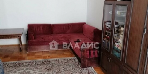 1-комн квартира Изумрудная улица,  д. 9