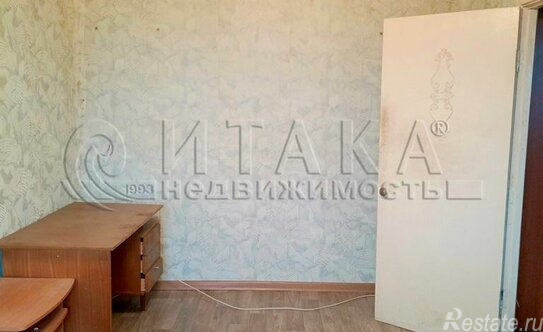 Продажа 2-комн квартиры на вторичном рынке Ивангород г, Гагарина ул,  д. 9