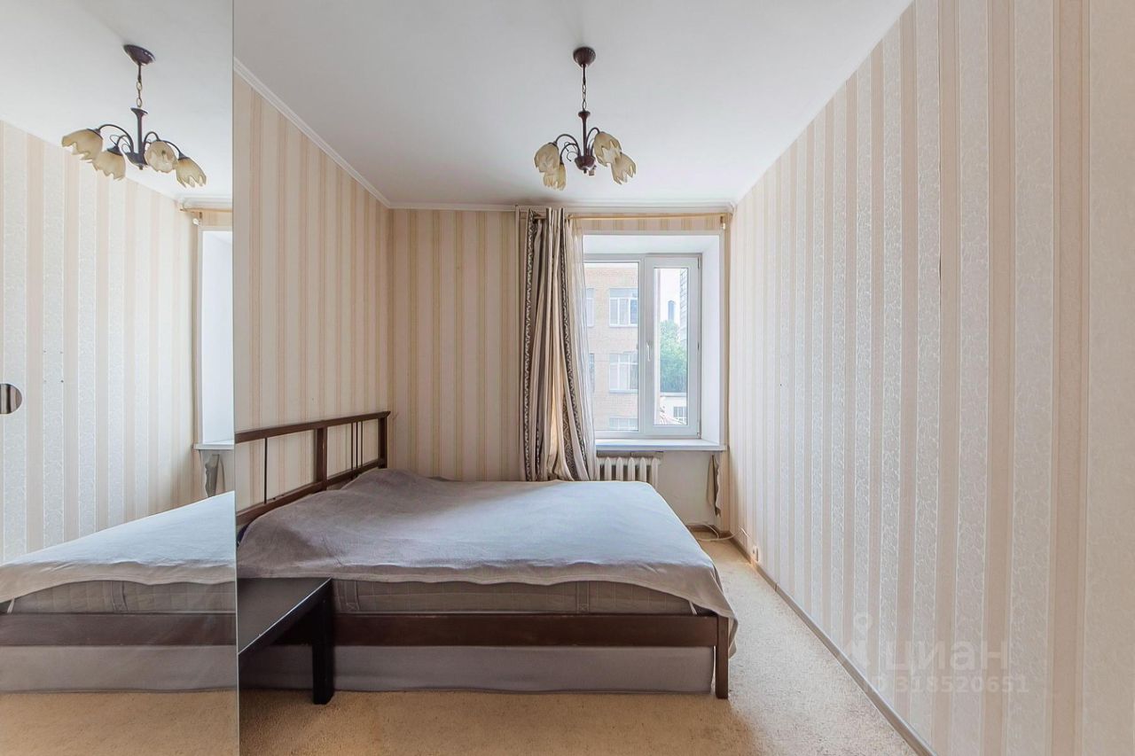 Продажа 2-комн квартиры на вторичном рынке 2-я Черногрязская улица, 7К2