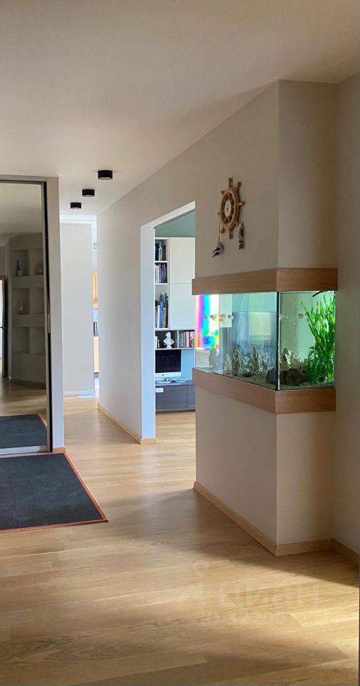 Продажа 3-комн квартиры на вторичном рынке 2-я Алексеевская улица, 7