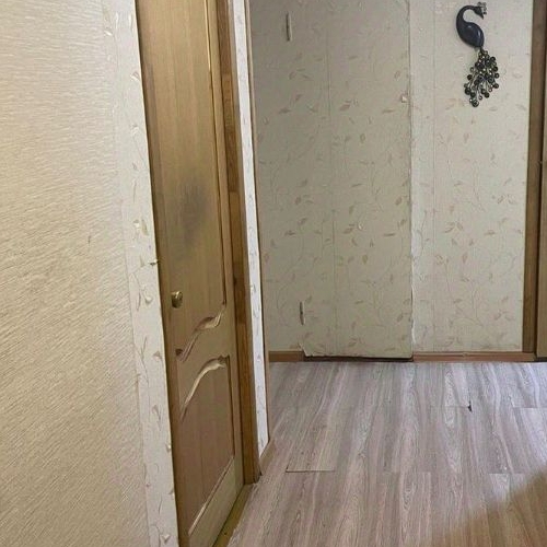 3-комн квартира пос. Стеклянный, 43