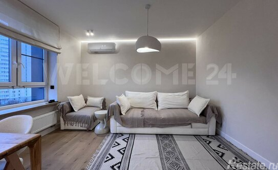 Продажа 1-комн квартиры на вторичном рынке Московский г,  д. 11 к1