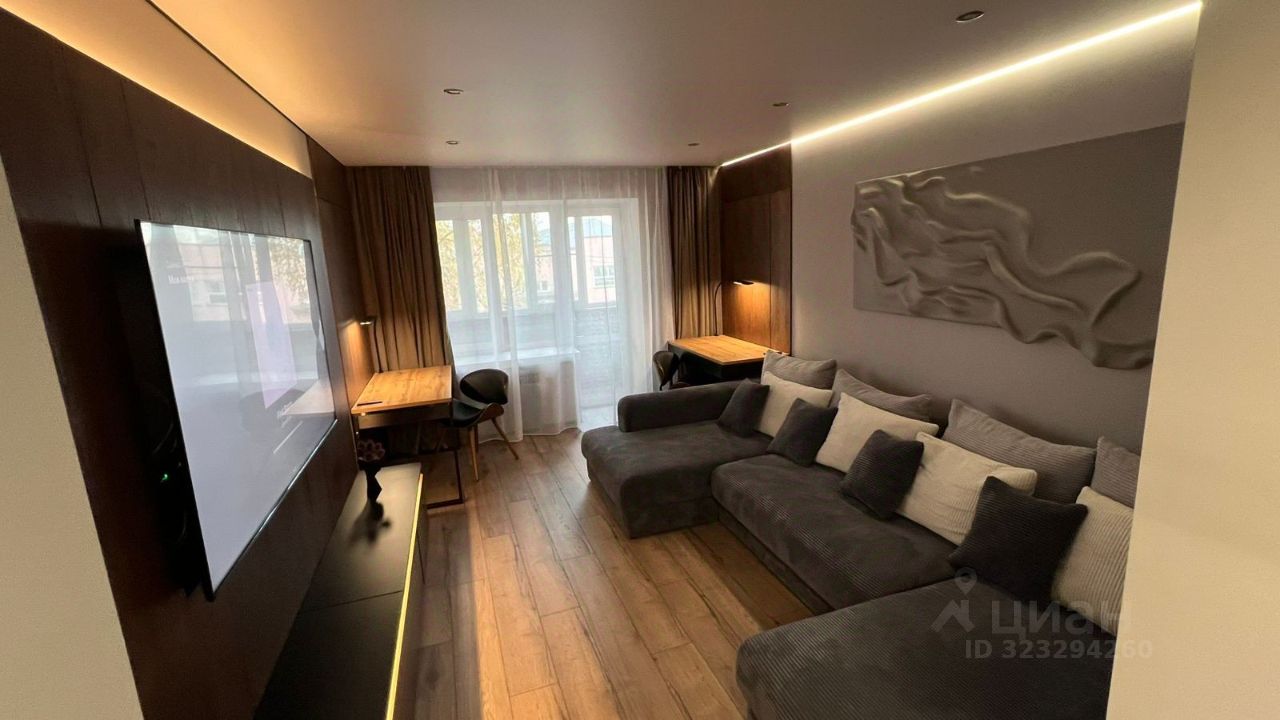 Продажа 3-комн квартиры на вторичном рынке Звенигород, Почтовая улица, 16/7