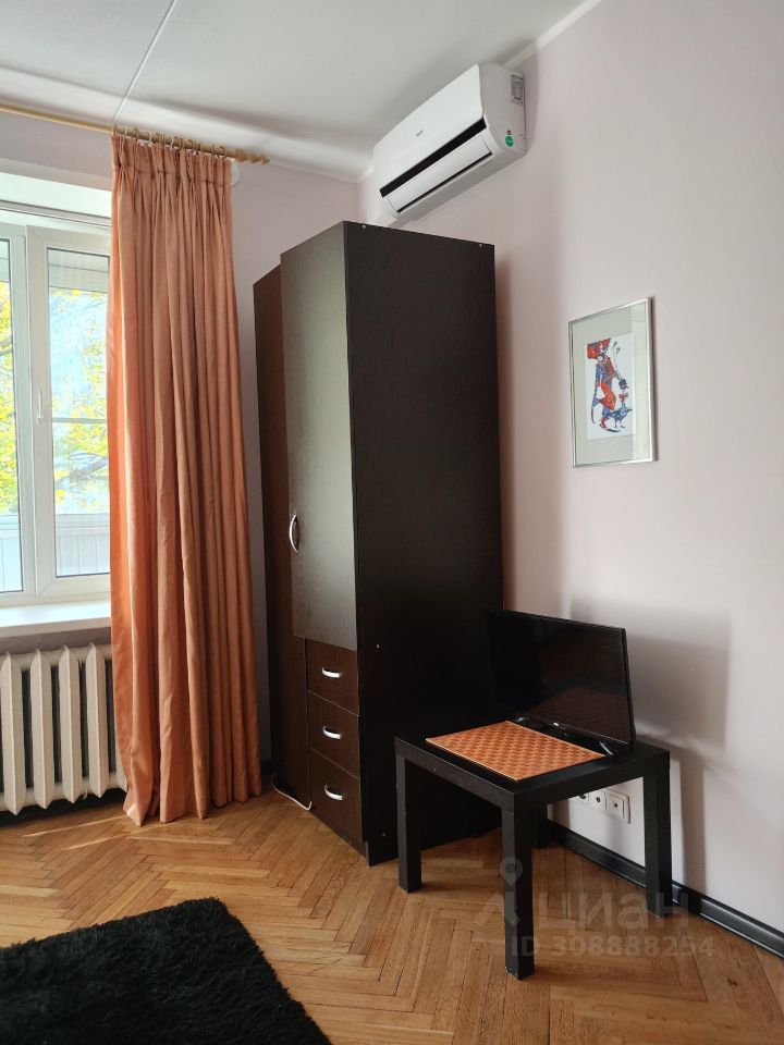 Аренда 1-комн квартиры на вторичном рынке Большая Бронная улица, 5